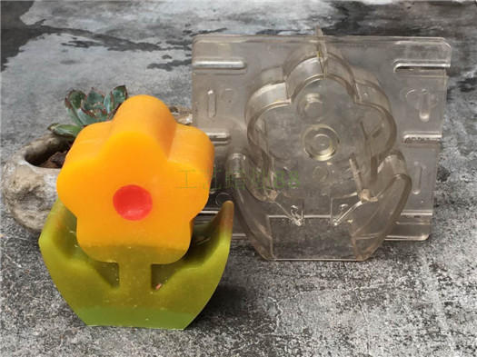 Candle Making Temperature - DIY flower design candle making candle