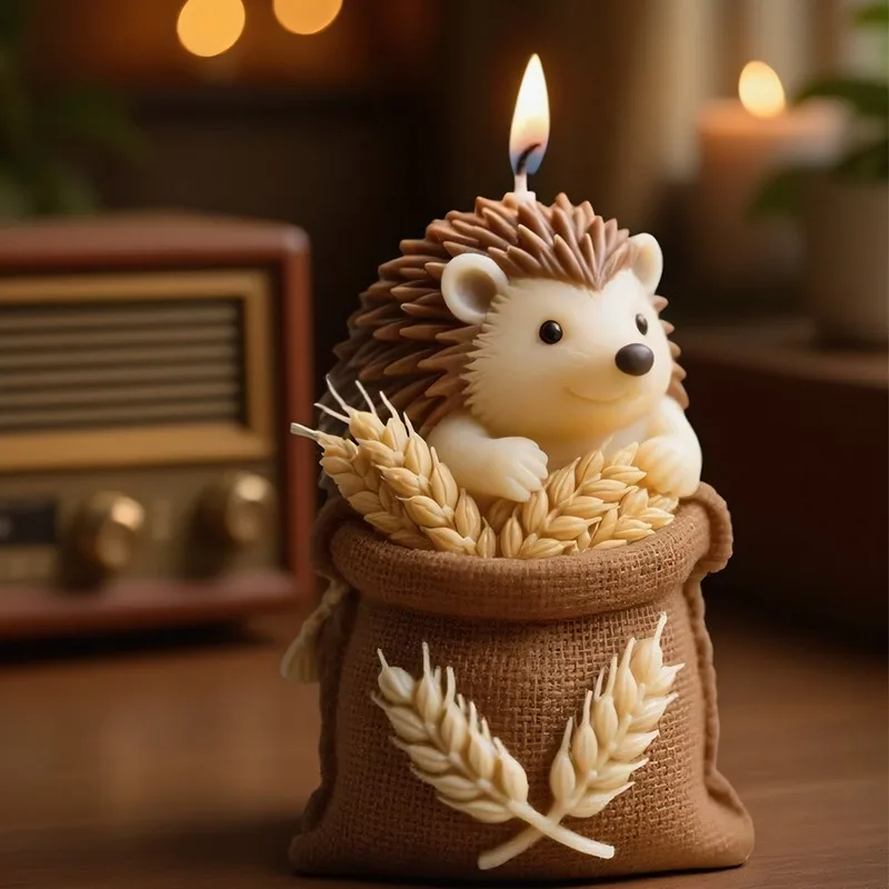 Candle Making Temperature - A cute hedgehog-shaped candle mold, resistant